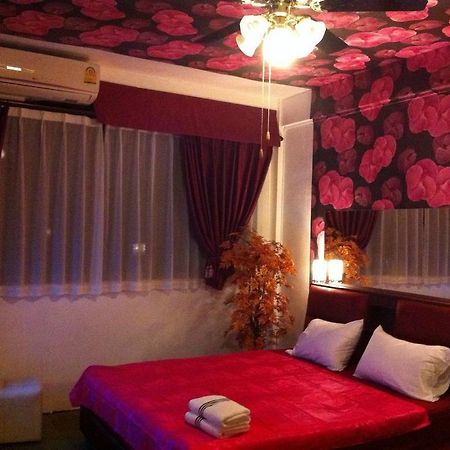 Maxwell Inn Паттайя Экстерьер фото