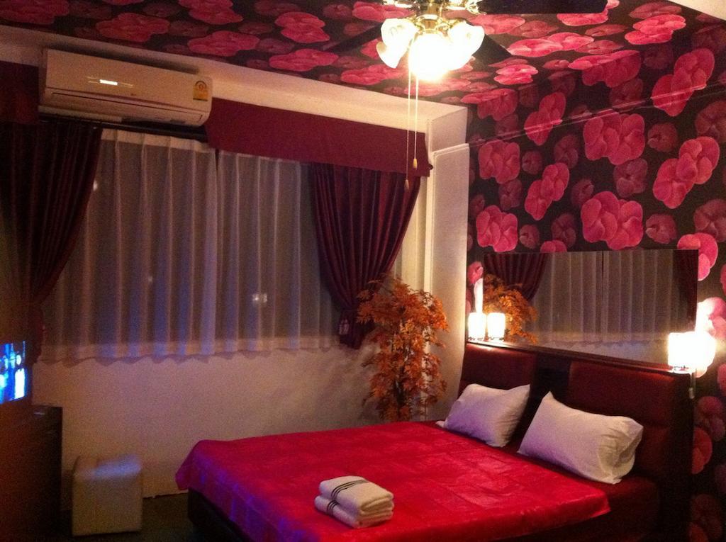 Maxwell Inn Паттайя Экстерьер фото