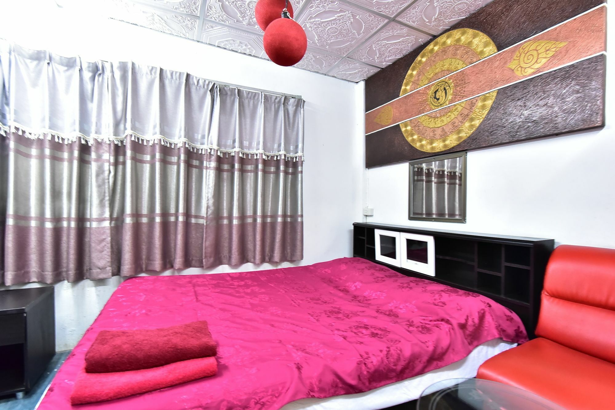 Maxwell Inn Паттайя Экстерьер фото